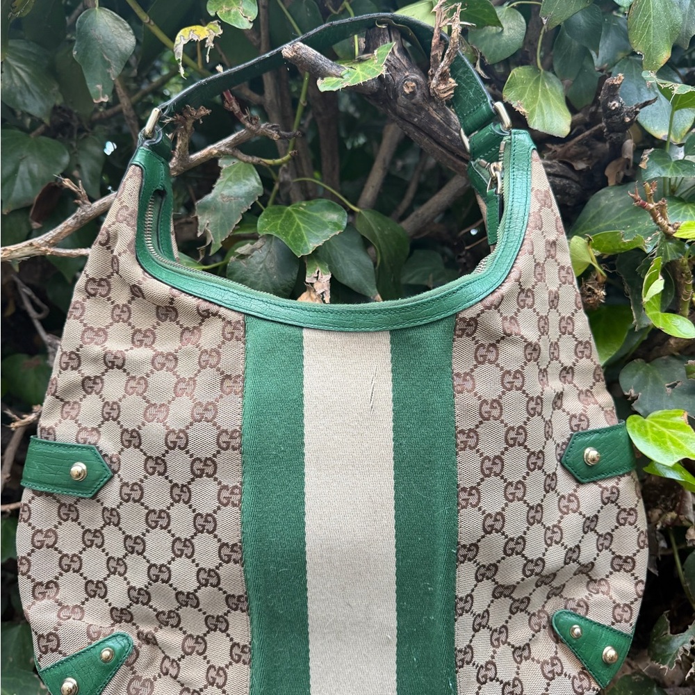 Gucci Beige GG Canvas Shoulder Bag with Green Stripe and Leather Trim - Picture 4 of 8